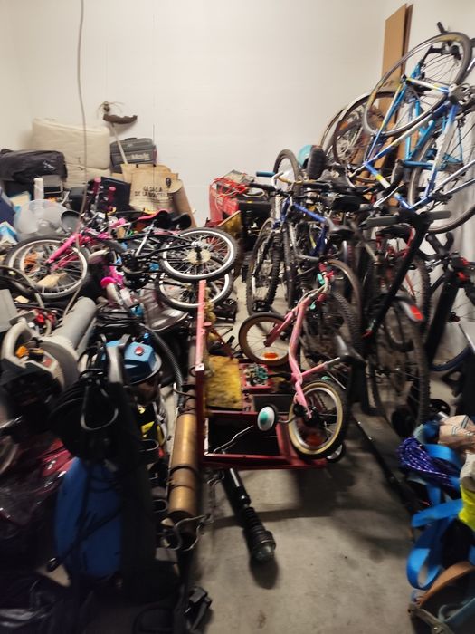 Garagem a ser esvaziada