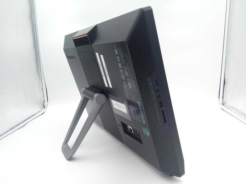 Komputer Używany AIO Lenovo S20-00 Intel 8GB 256 SSD 19' HD+ W11 GW FV