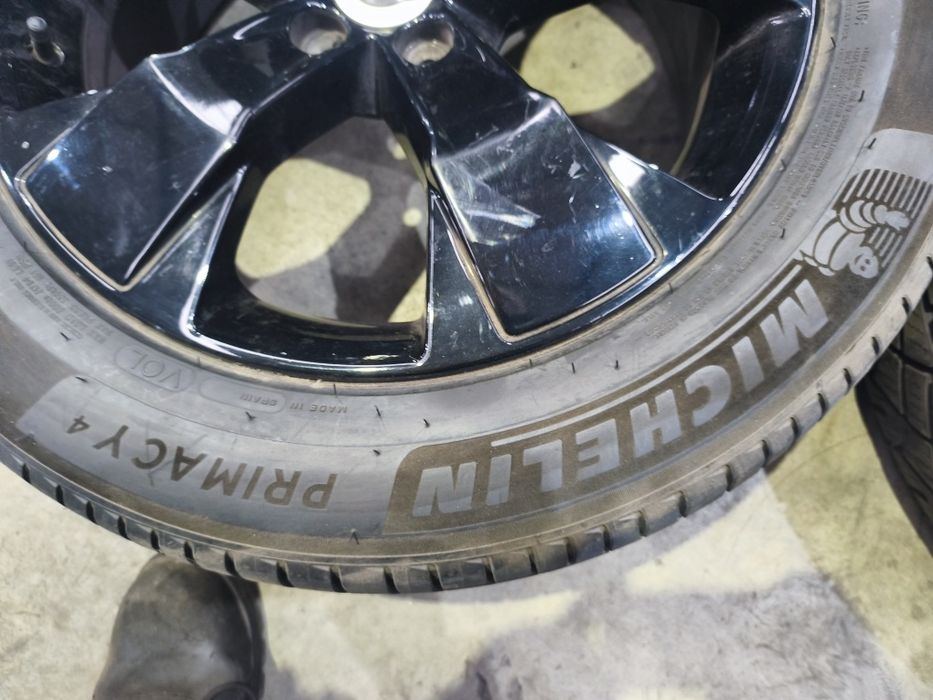 Jantes Volvo xc40 18 com pneus