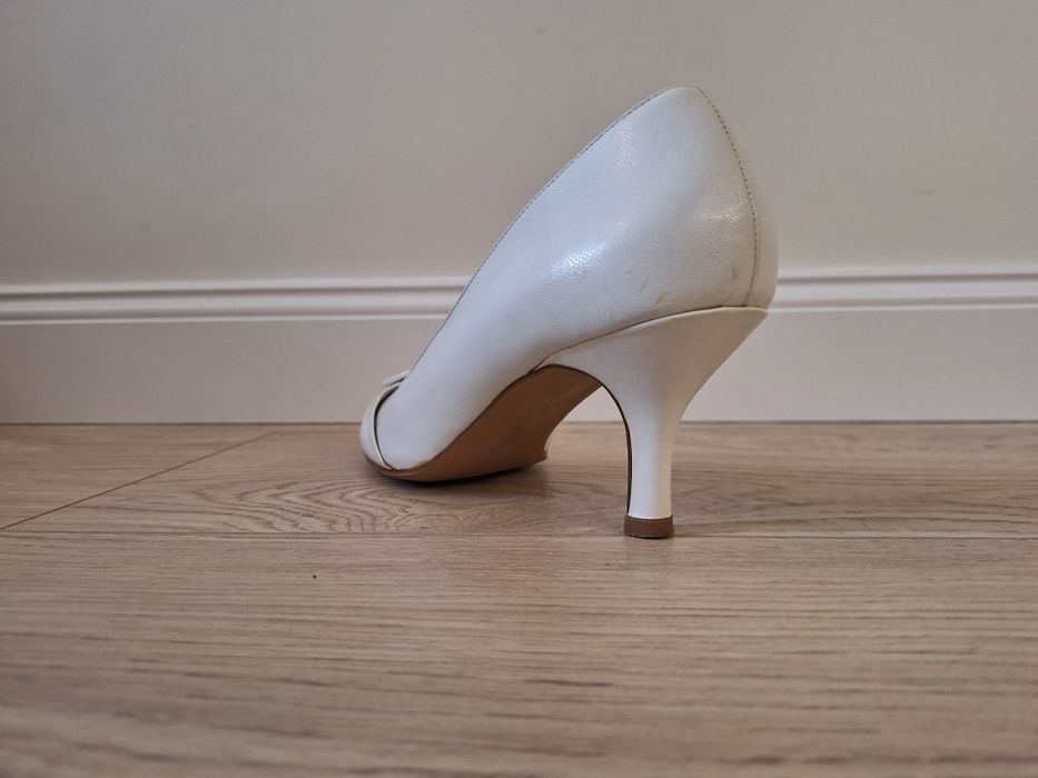 Buty szpilki czółenka białe skóra naturalna ślub