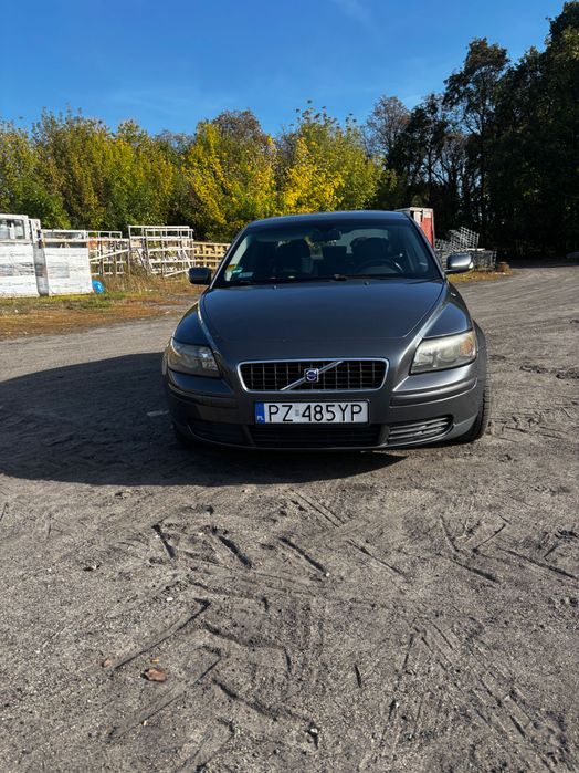 Volvo S40