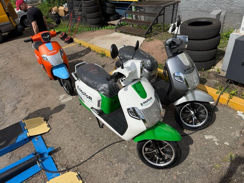 Прокат оренда електро скутерів оренда мопедів 2000 грн тиждень