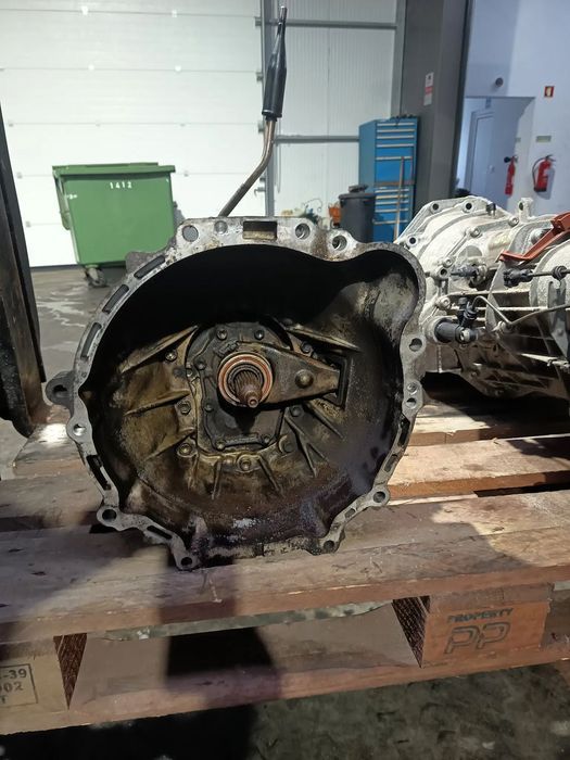 caixa velocidades Toyota Hiace motor 2L ano 2000