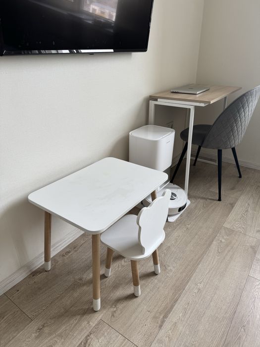 Дитячий столик і стільчик