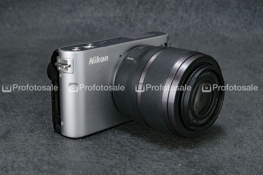 Фотоапарат Nikon J2 +30-110