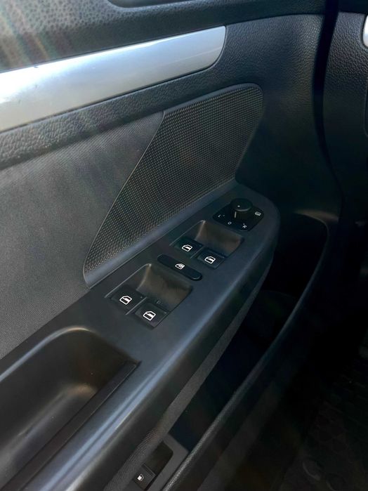 Volkswagen Golf V 2008