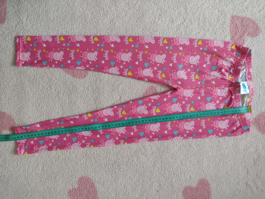 Legginsy ze świnką Peppą rozmiar 122 nowe