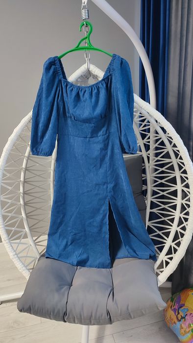 Сукня 52_54 з розрізом