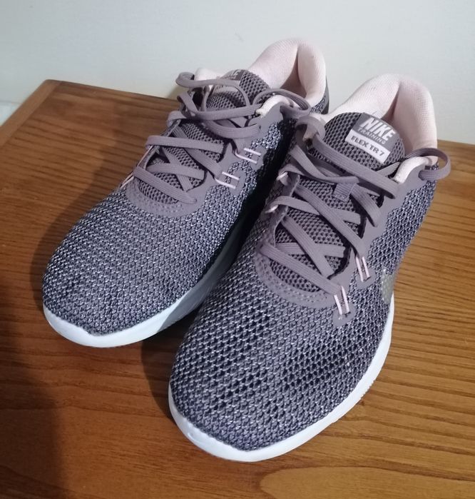 Sapatilhas NIKE (Originais) - Tamanho 38