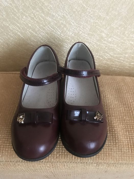 Якісні туфлі для дівчаток 31-32 роз