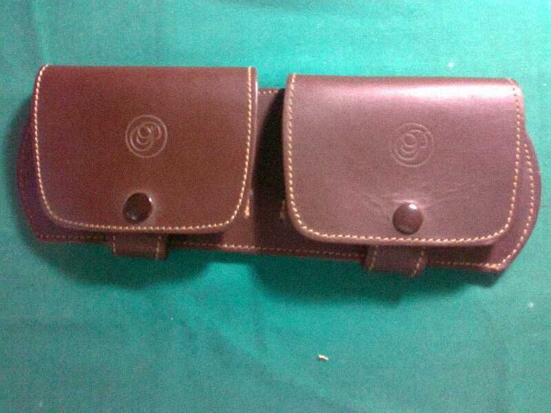 Duas Bolsas Cartucheiras para 10 munições de caça grossa 100% pele