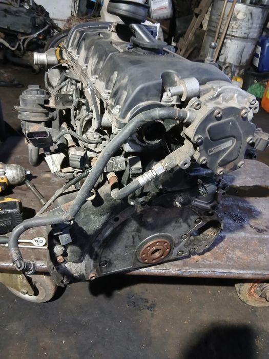 Мотор двигун по запчастинах volkswagen touareg 2.5