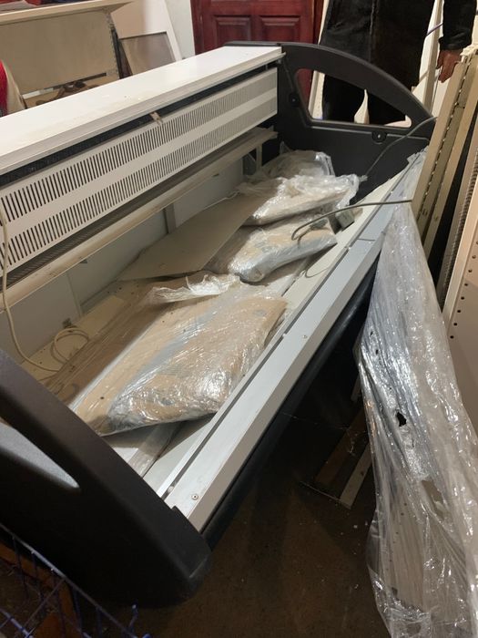 Вітрина холодильна