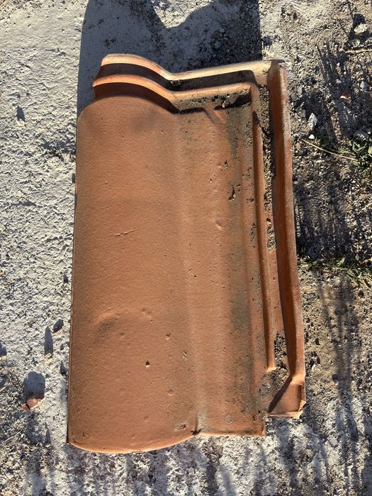 Telhas de barro Margon "Porto de Mos" canudo á esquerda