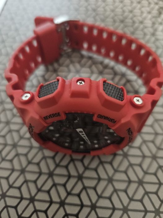 Relógio Casio G-Shock Vermelho — Original, Como Novo, Envio Imediato