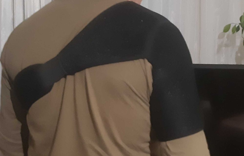 Бандаж підтримуючий для руки та для плечового суставу