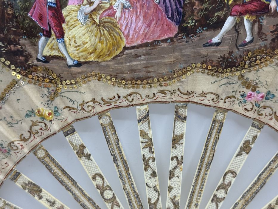 Leque Francês Elegante – Circa 1780, Estilo Luís XVI Rococó