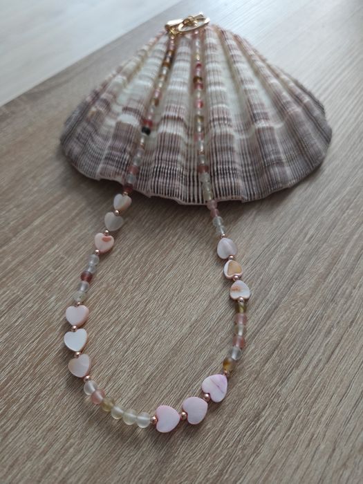 Naszyjnik choker z serduszek