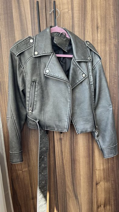 Трендова шкіряна куртка .ідеальний крій.must-have цього сезону