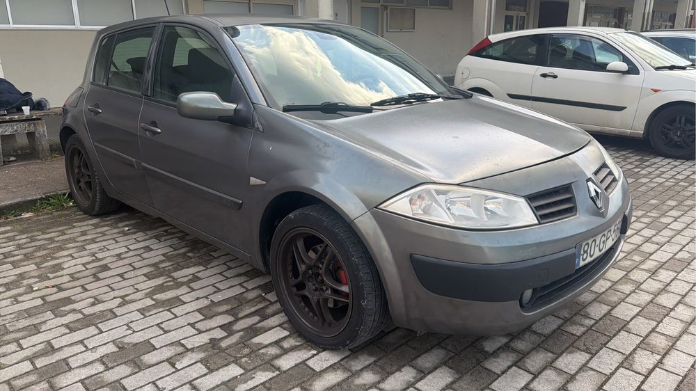 Carro Renault Megane 2004
