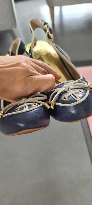 Szpilki GUESS by Marciano