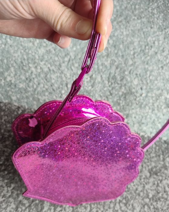 Torebka dla dziewczynki muszla brokat