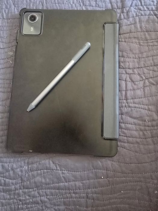 Tablet lenovo e teclado Bluetooth