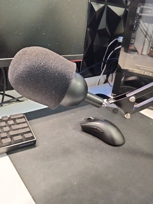 Microfone Razer seiren v3 mini preto