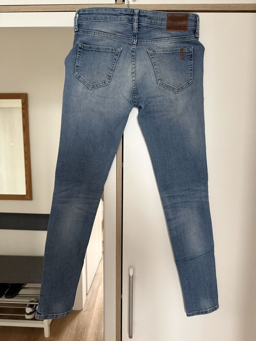 Spodnie jeansowe damskie
