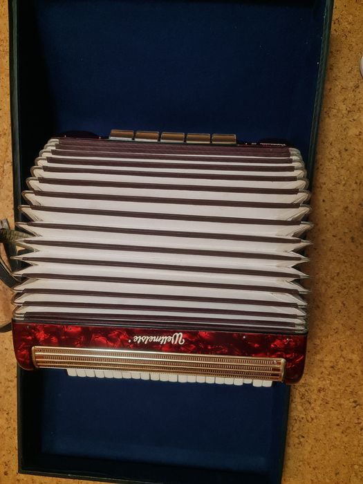 Acordeão Weltmeister Gigantilli III (Vintage)