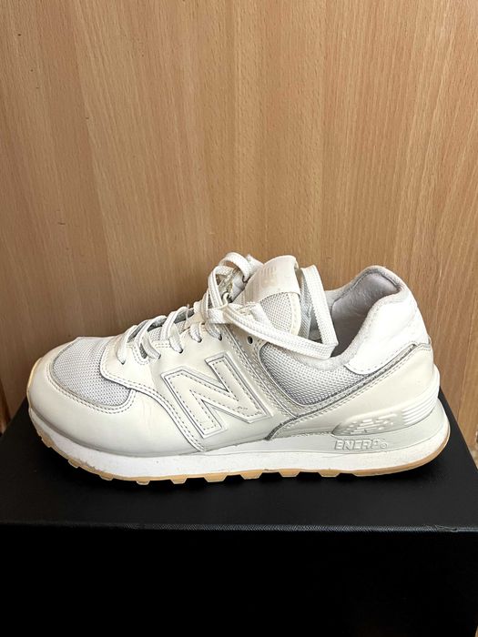 Продам дві пари кросівок ZARA та New Balance