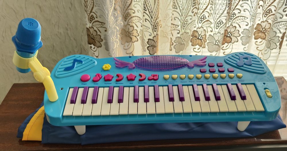 Дитячий синтезатор