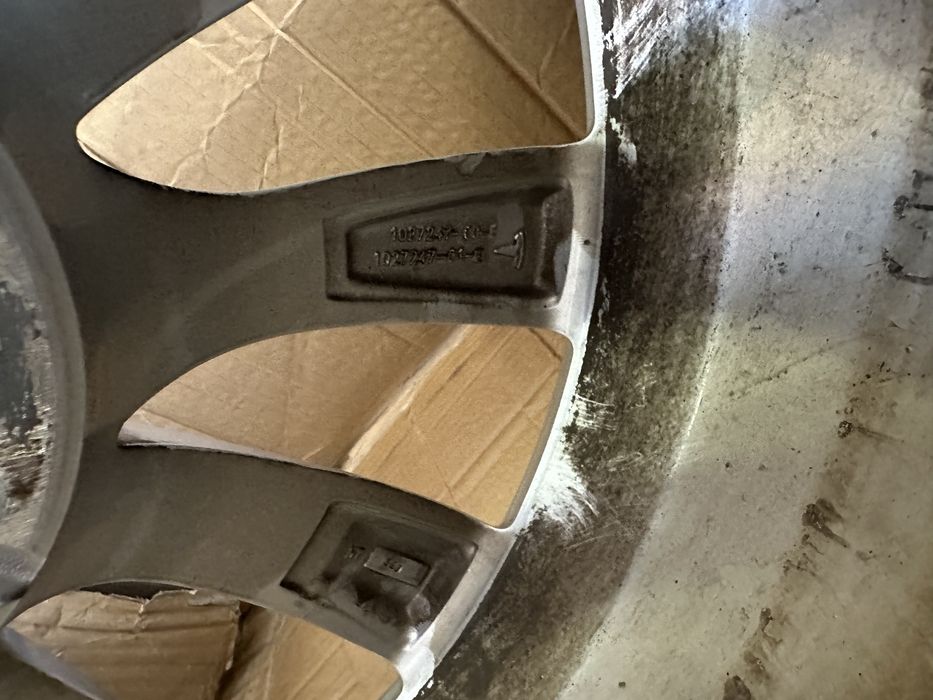 Jante Tesla OEM Model X 22” x 10J