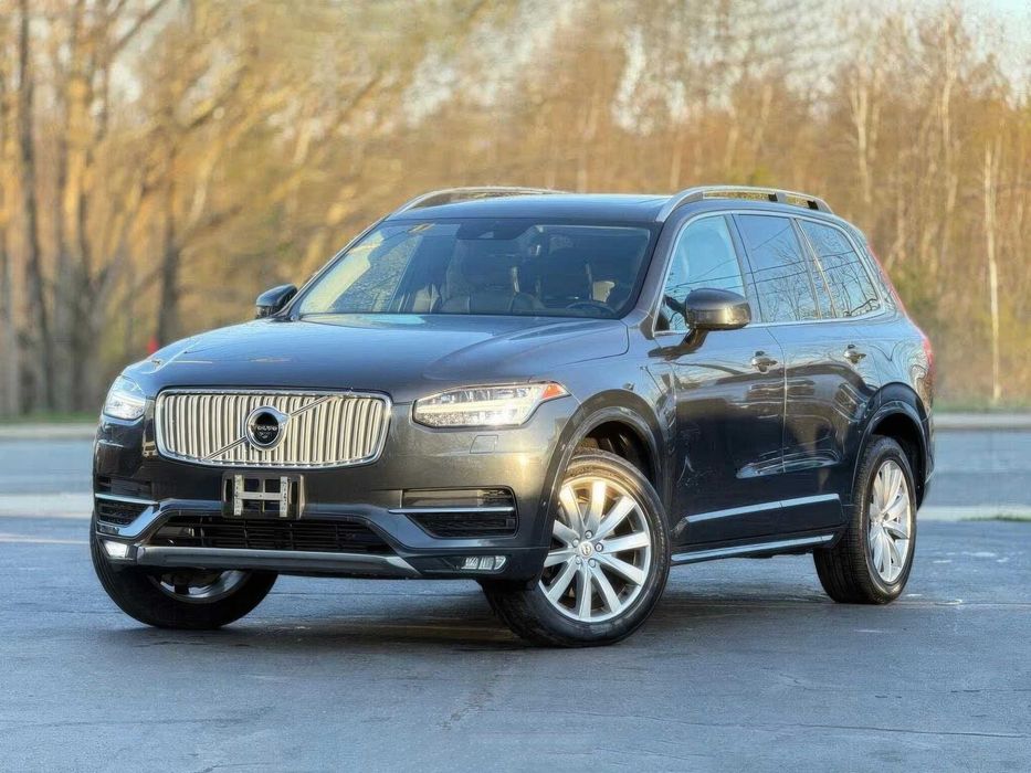 Volvo XC90 T6 Momentum      2017