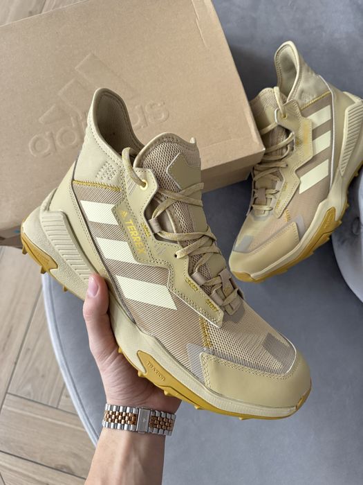 Adidas Terrex Wysokie Oryginalne Buty Trekkingowe Męskie Brązowe 46