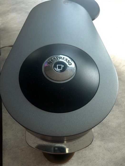 Máquina de Café Nespresso Vertuo Plus446829415409264644