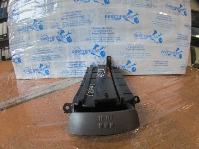 Suporte de copos HYUNDAI Matrix (FC)