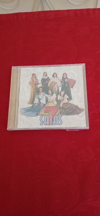CD 7 Saias, selado