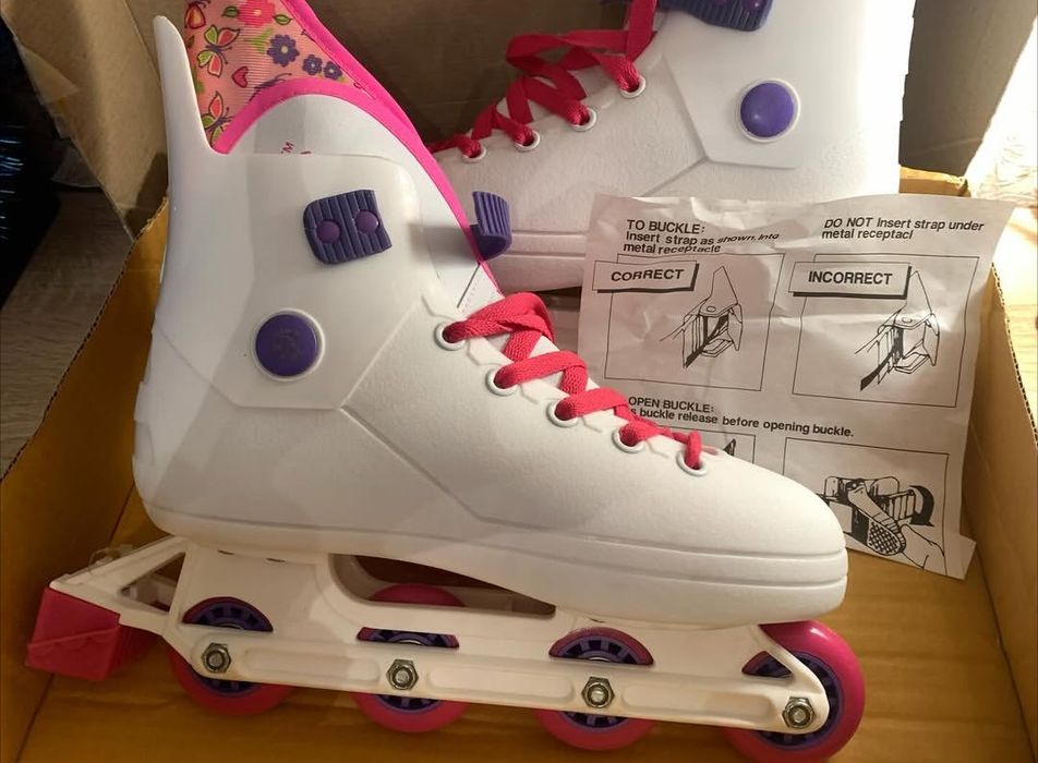 Ретро ковзани роликові Barbie In-Line Skates  1995 (нові комплект)