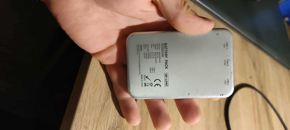 Power bank 5000mAh jak nowy