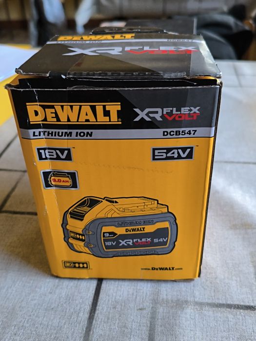 DeWALT FlexVolt Dcb 547