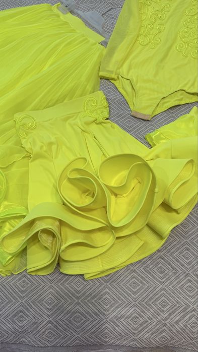 Сукня для бальних танців бейсік