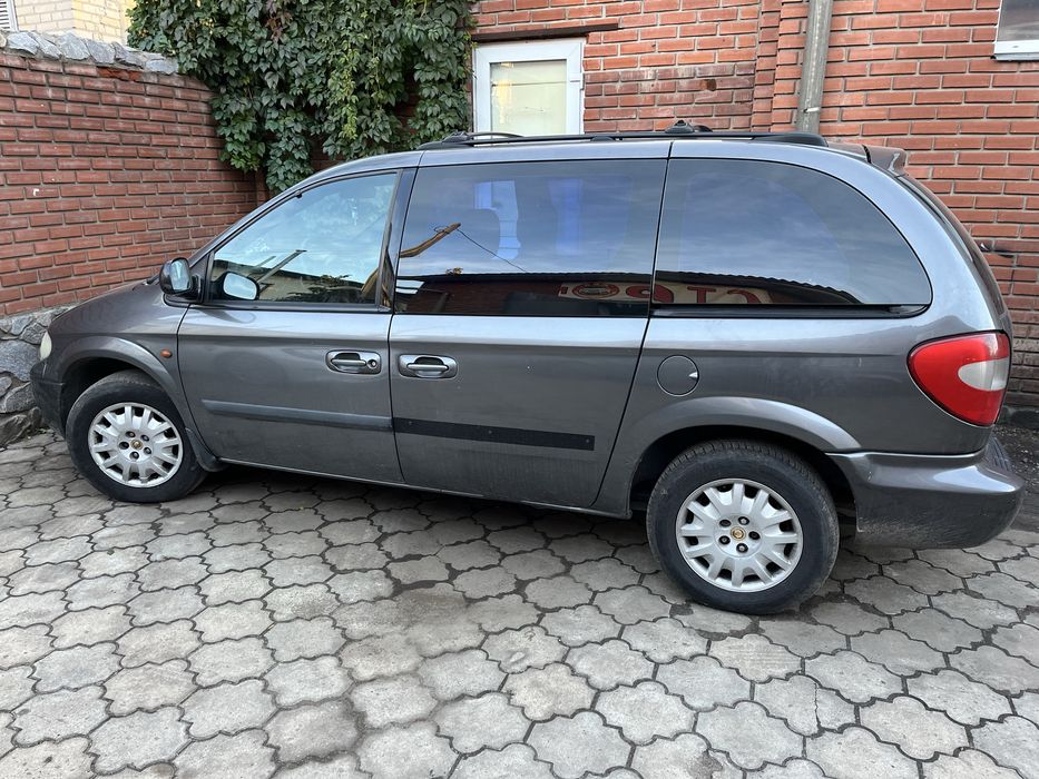 Крайслер Вояджер 2.8  CRD АКПП