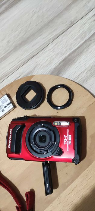 Aparat Olympus Tough TG-7