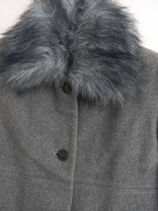 Casaco de fazenda cinzento