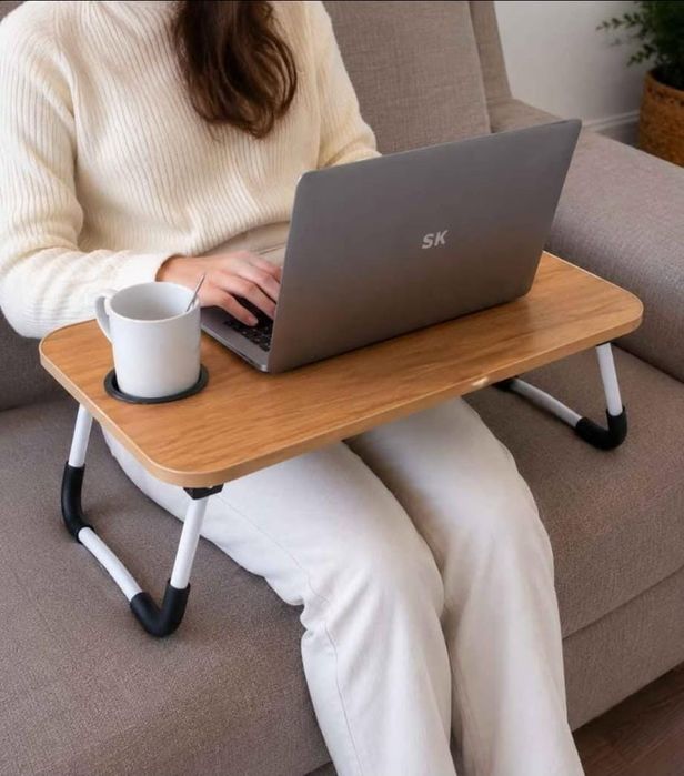 Mesa de madeira para tablet e computador