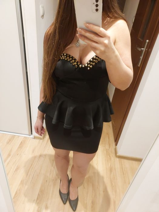 Sukienka baskinka Mała czarna złote dodatki sylwester andrzejki