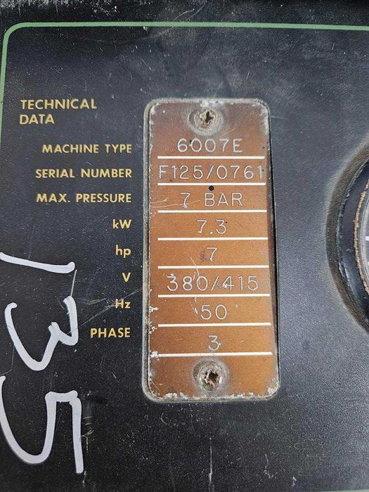 Sprężarka śrubowa, kompresor 7,3kW