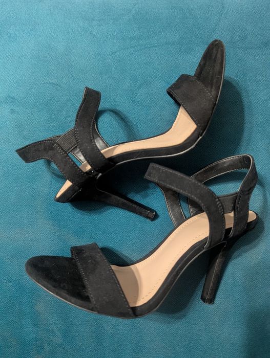 Szpilki czarne sandałki h&m 35