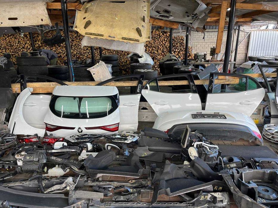 Кнопки склопідйомніків Renault Megane 4